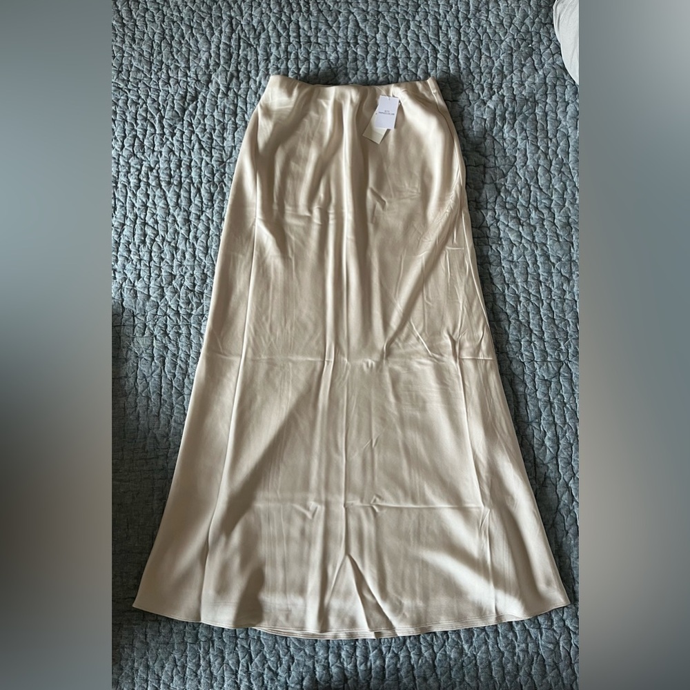 Abercrombie column maxi skirt, unworn with tags